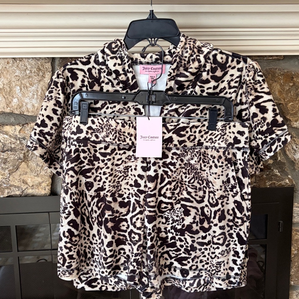 NWT Juicy Couture Velour tracksuit hoodie and shorts set size L choose one set